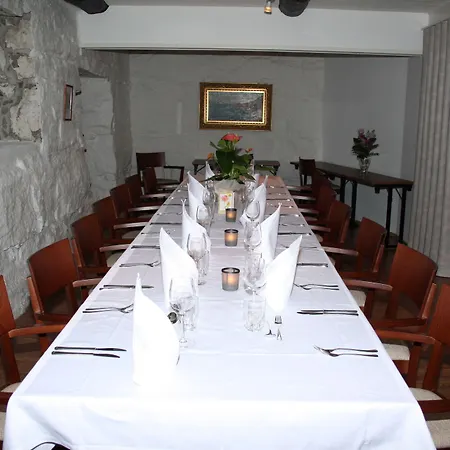 Stallbacken 4* Nauvo